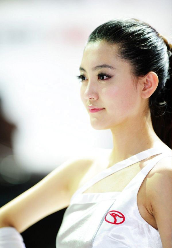 2010北京车展性感车模集热辣性感