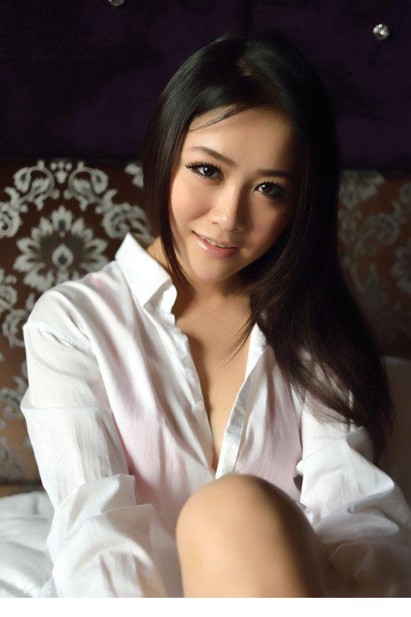 ANNIby霜冷长河酥胸可人