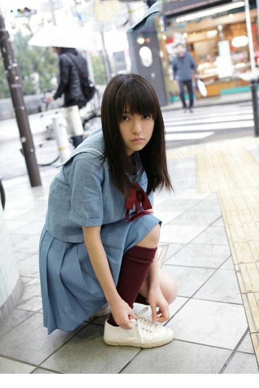 逢泽莉娜高中时代清纯可人的学生装