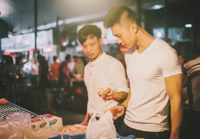 健身教练饶承聪ed2k图片大全
