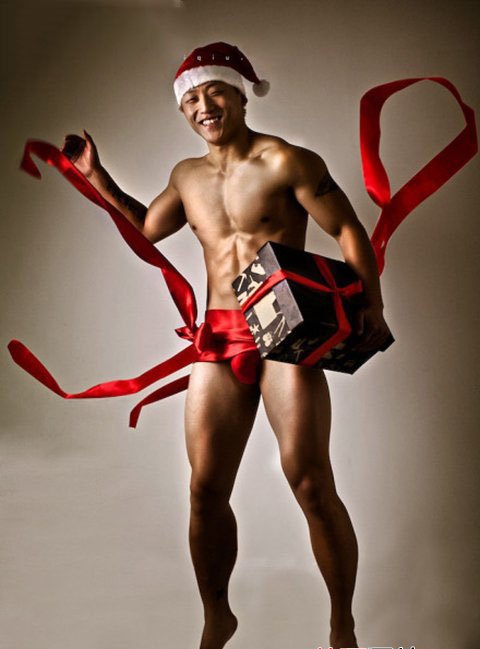 男体艺术裸男送圣诞礼物