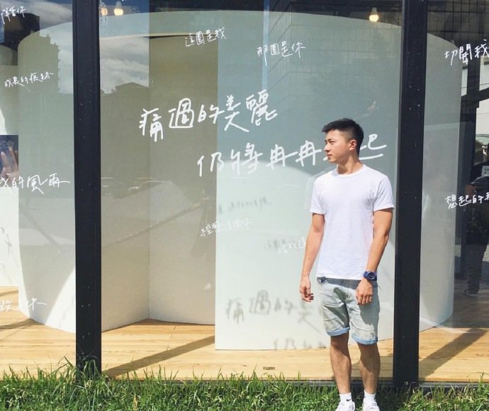 运动帅哥图片