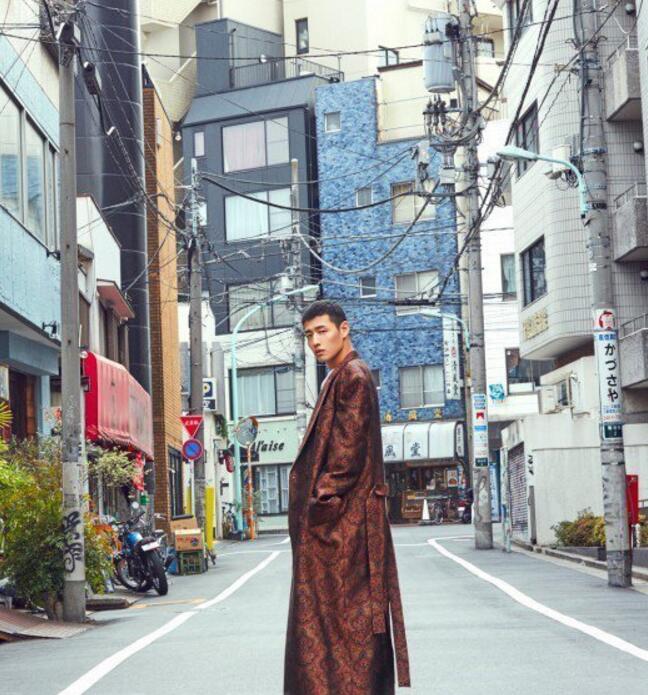 姜河那日本街头写真