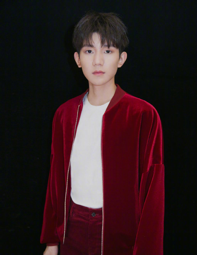 TFBOYS王俊凯王源易烊千玺元宵晚会写真图片