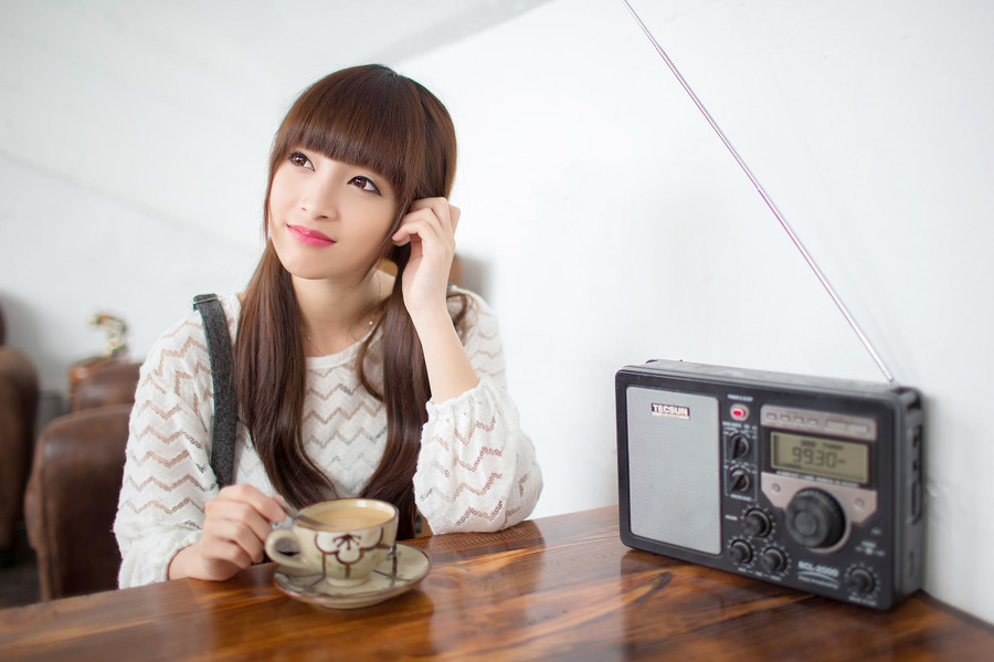 美女校花静怡甜蜜迷人写真