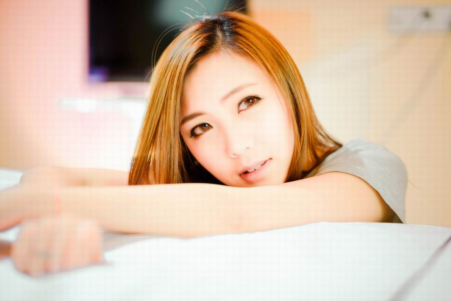 可爱MM甜美迷人小清新写真