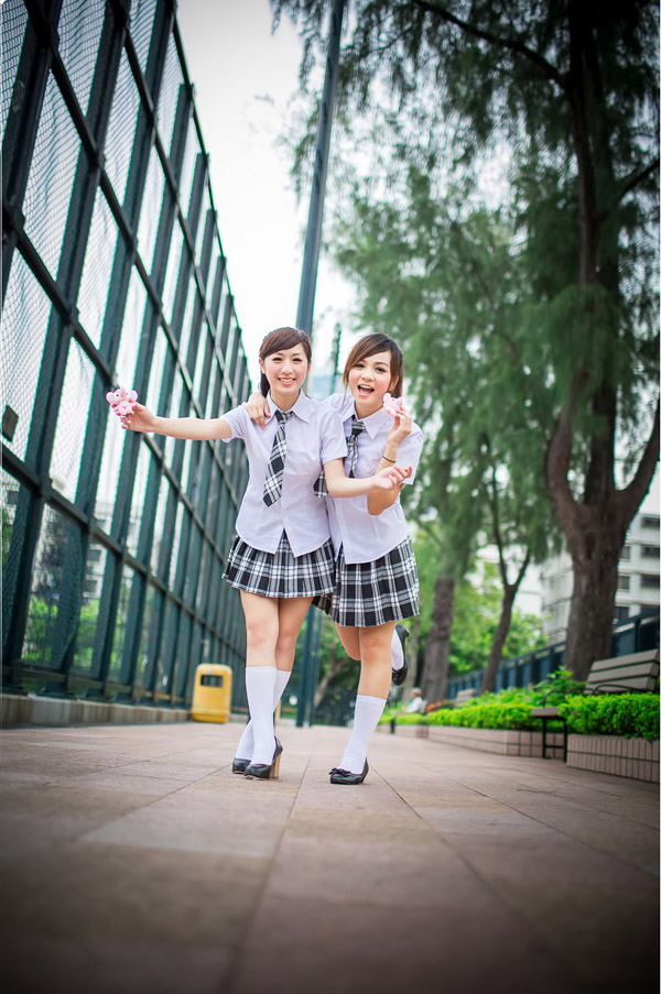 可爱美女迷人学生制服清纯写真