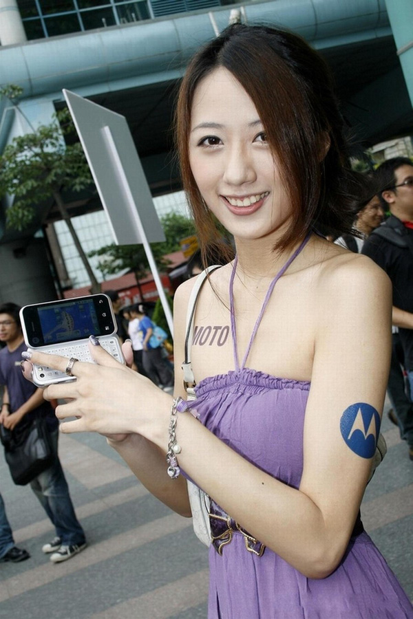 清纯美女王郁文迷人生活照