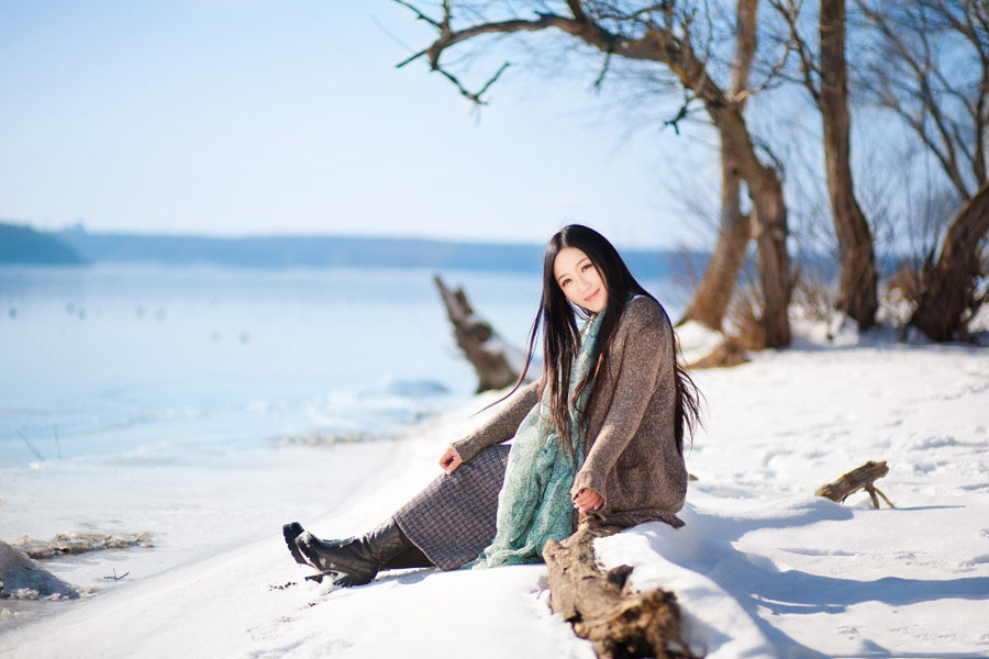 女神冬日清纯甜美写真