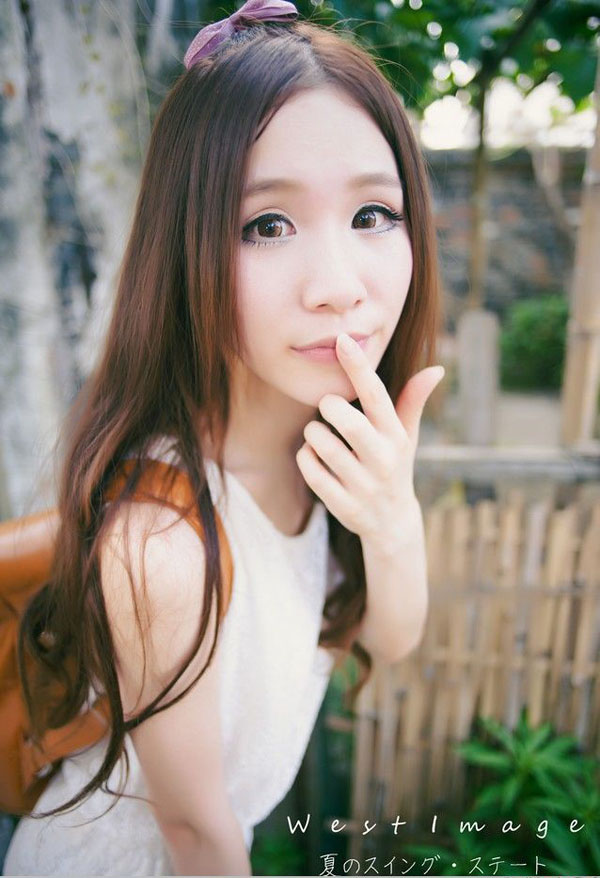 清纯甜美可爱美女小若