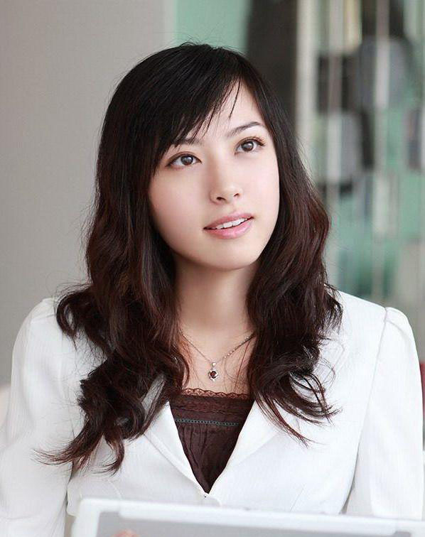 白领“魔女花茶”迷人写真