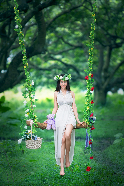 橄榄树下的花季少女