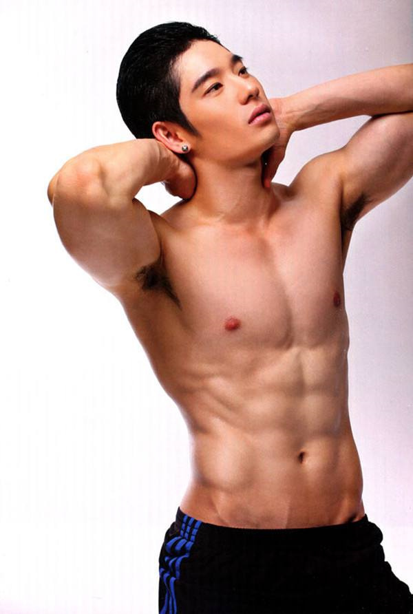 泰国帅哥肌肉图片