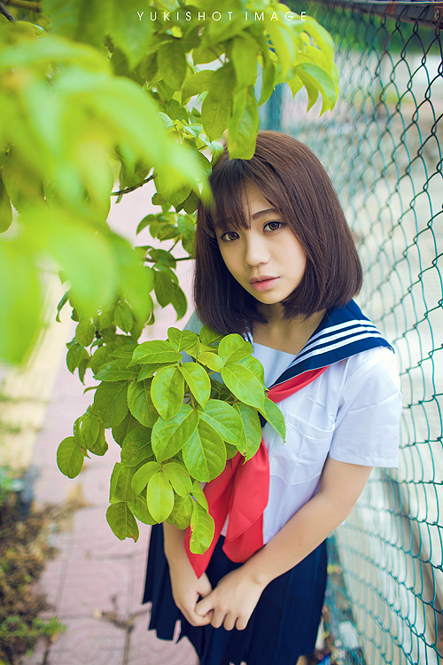 清纯校花唯美的校内写生