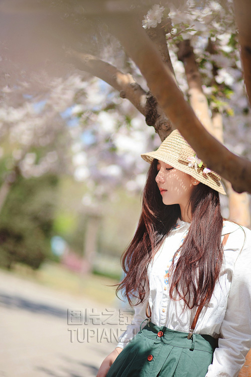 少女幽静甜美写真 芬芳可人