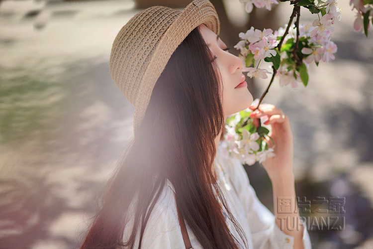 少女幽静甜美写真 芬芳可人