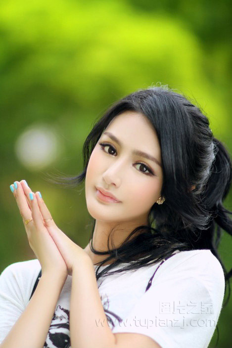 唯美清纯美女图片 秀丽甜美