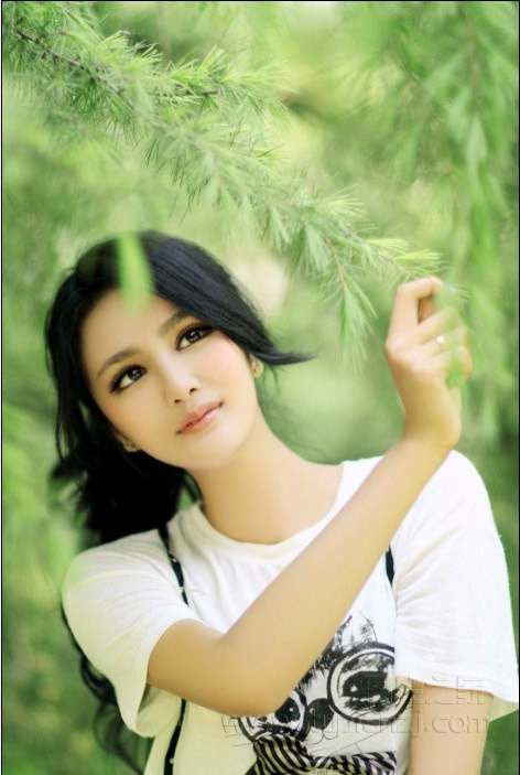 唯美清纯美女图片 秀丽甜美