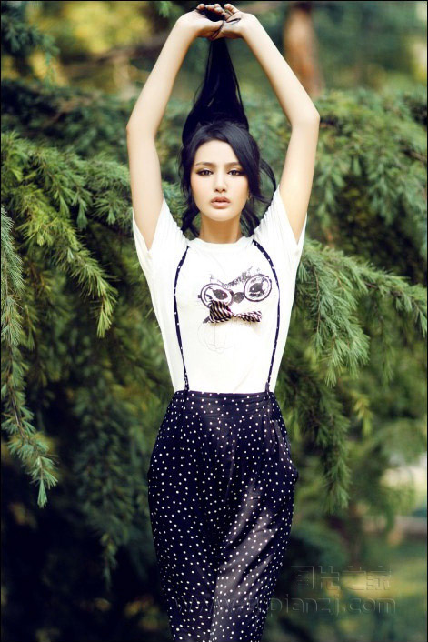 唯美清纯美女图片 秀丽甜美