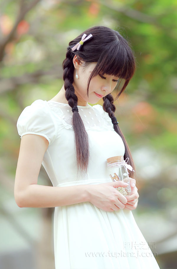 许愿清纯美女萝莉照 纯纯羞涩