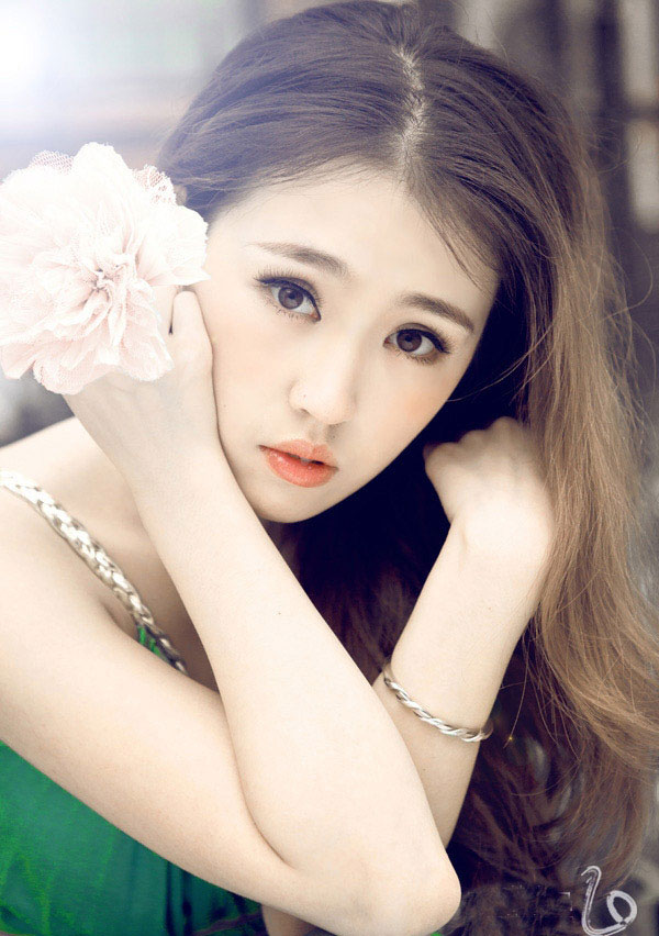 清纯美女梦幻写真 再现人间天使
