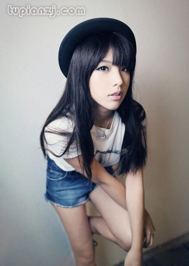 午后下的少女 清新灵动甜美写真