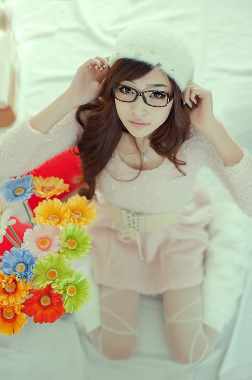 甜美少女写真图片 可爱明媚娇俏可人