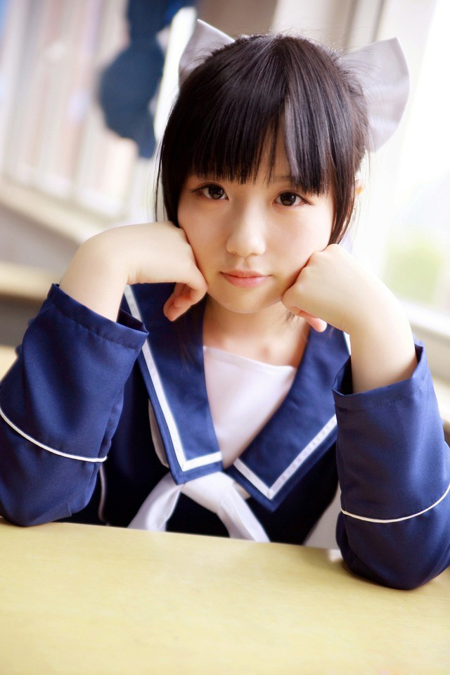 邻家女孩甜美写真 清新出镜吸睛十足