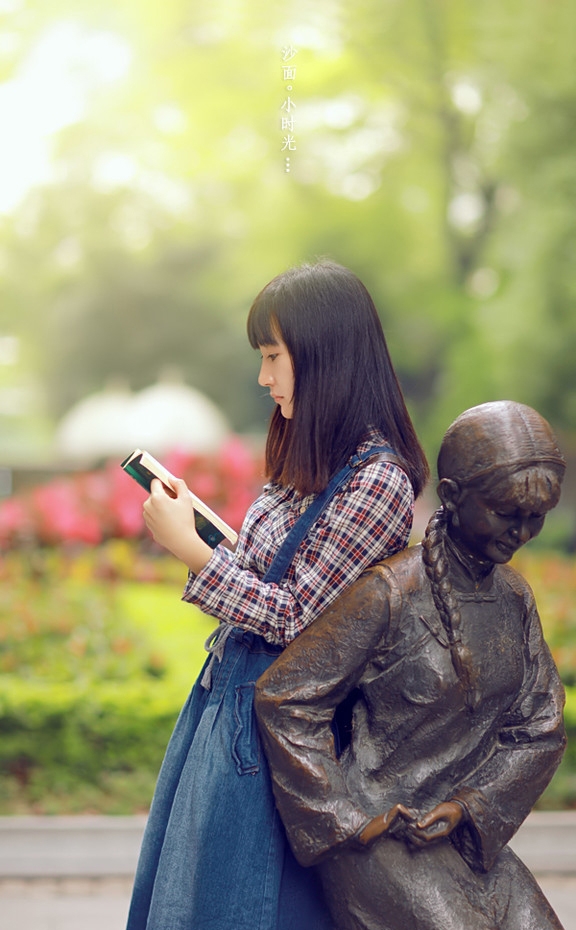 森女系清新少女写真 清秀脸庞闪亮无比