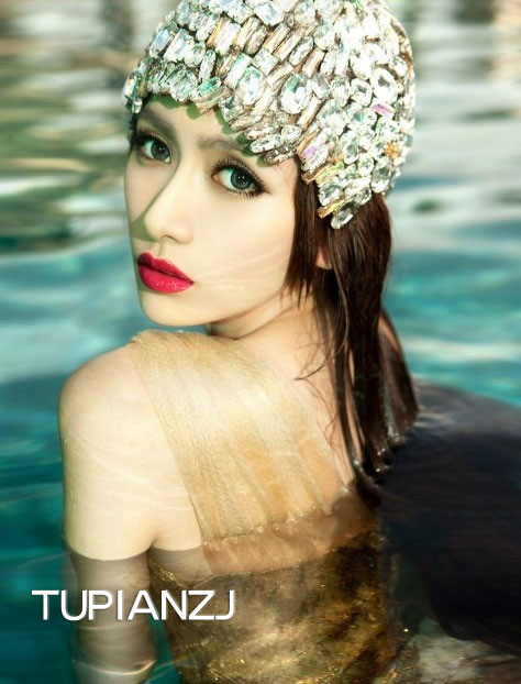 红唇妖姬性感照 妩媚柔情小女人