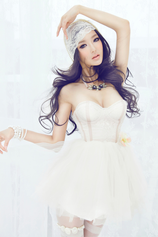 李颖芝性感写真图片 上演《公主的诱惑》