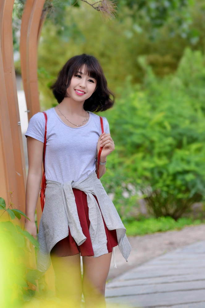 清纯妹子沈乔乔羞涩游江南写真