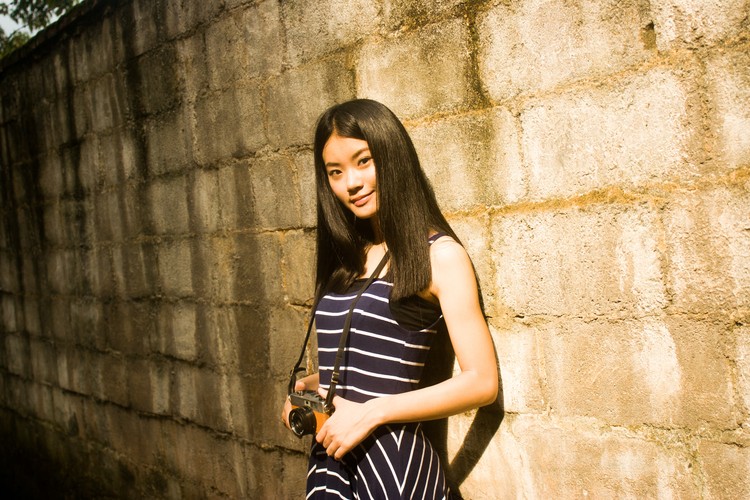 唯美少女清纯户外写真