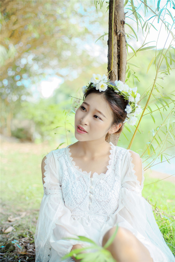 阳光美女清纯唯美户外写真