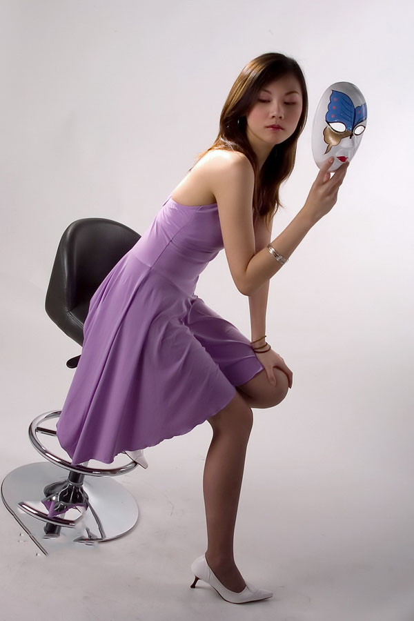 Pikki长腿紫裙妖娆美艳