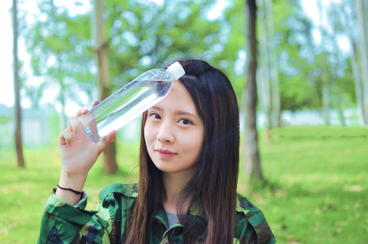 清纯可爱的军训女神
