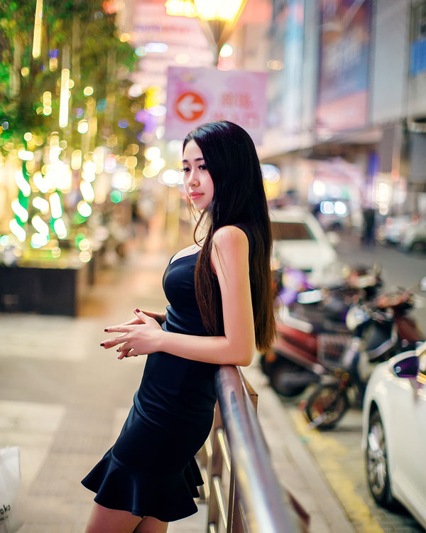 妖娆翘臀美女的迷人夜晚