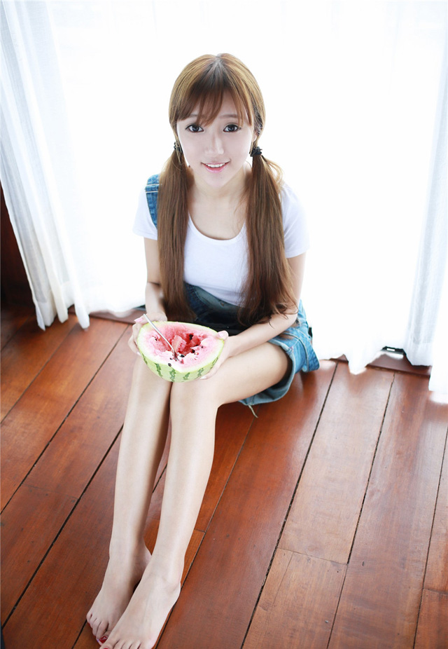 清纯美女王馨瑶唯美写真