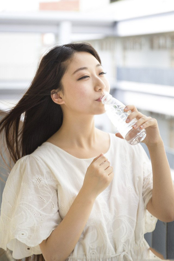 可爱少女阿芙的自习室小性感