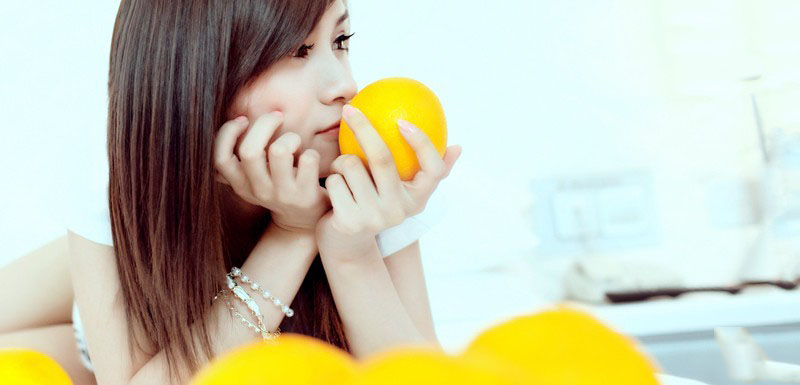 可爱香甜的橙子姑娘