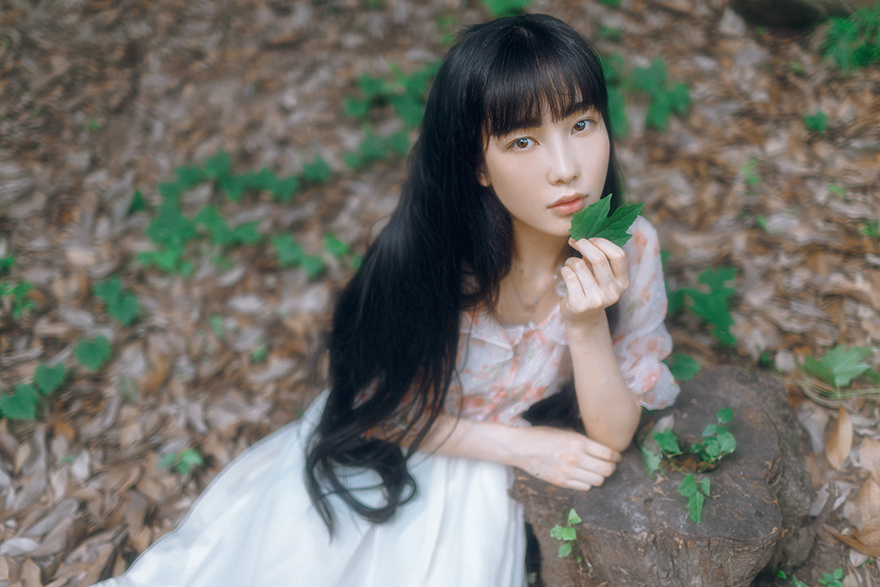 清甜女生的户外可爱