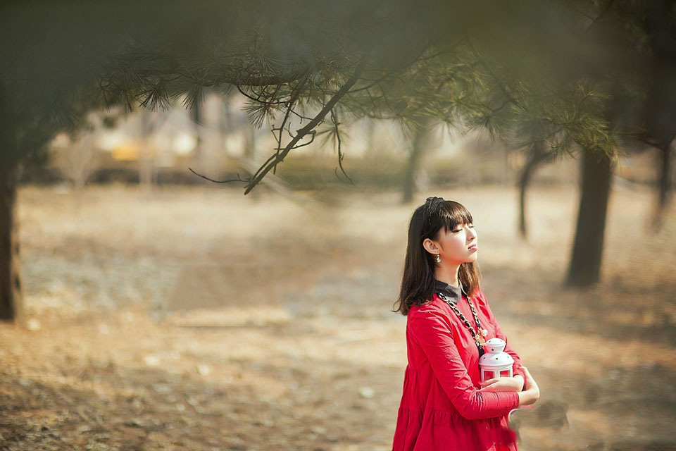 靓丽少女红色的梦想