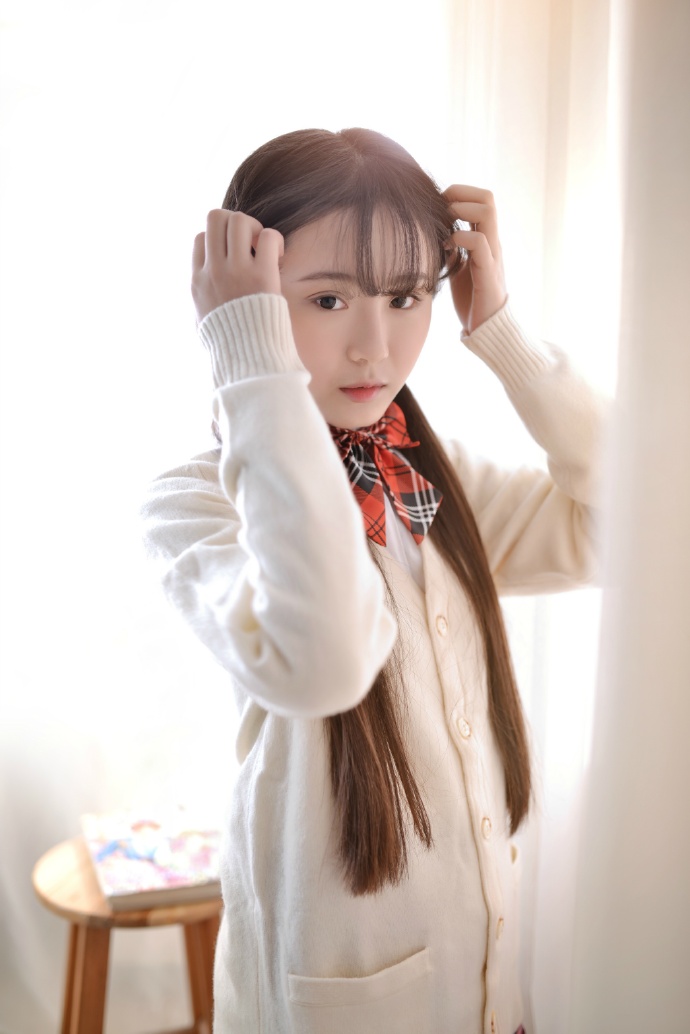 清纯校花的甜蜜容颜