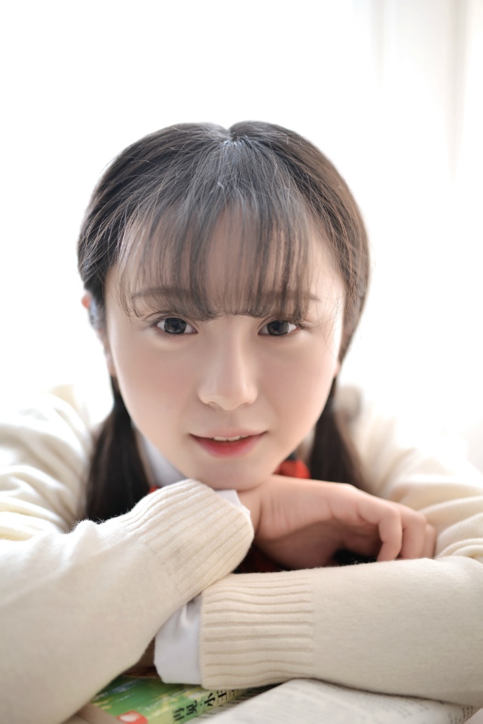 清纯校花的甜蜜容颜