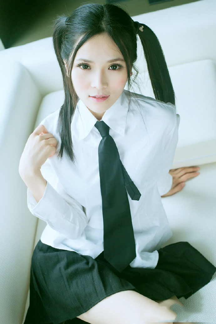 甜美学生妹的制服私房