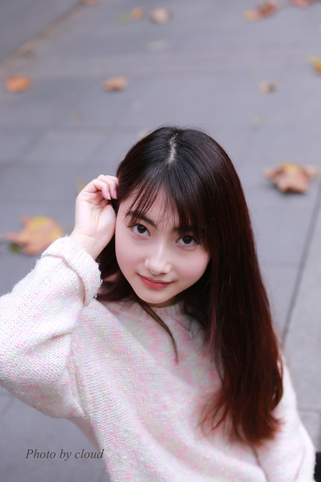 清纯美女清澈秋意