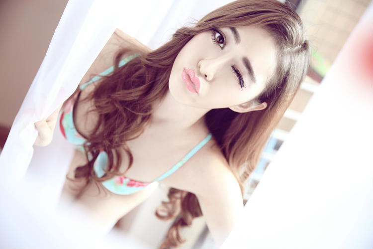 美体王传栋妖娆写真