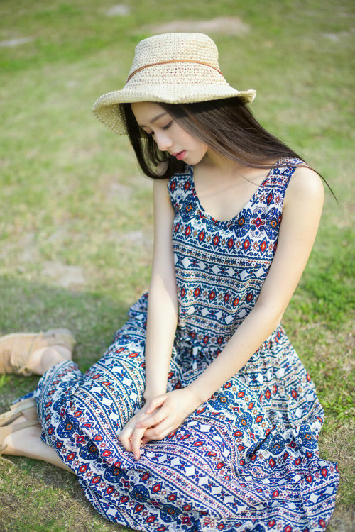 可爱少女梁缘，雅柔夏季形象片