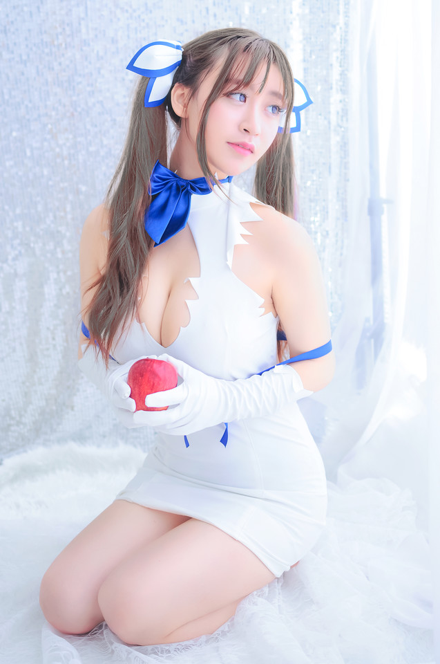 cosplay赫斯缇雅，隐藏的大白兔