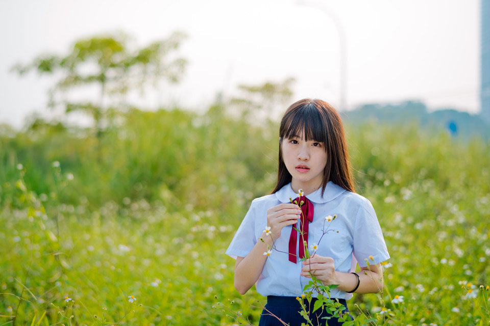 小清新可爱90后学生妹欢乐户外时光
